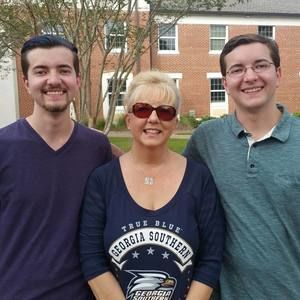 Meet your Posher, Janet